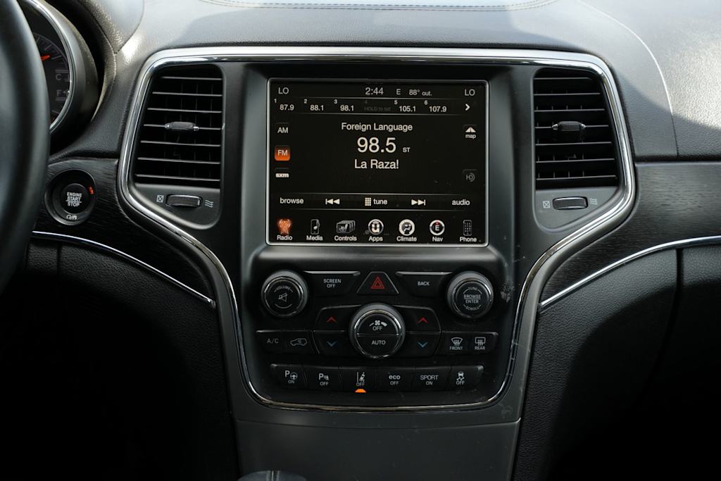 Thumbnail: 2017 Jeep Grand Cherokee - 15