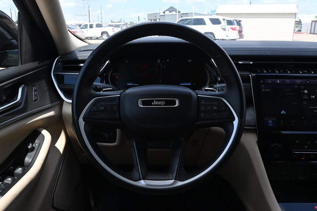Thumbnail: 2022 Jeep Grand Cherokee - 9