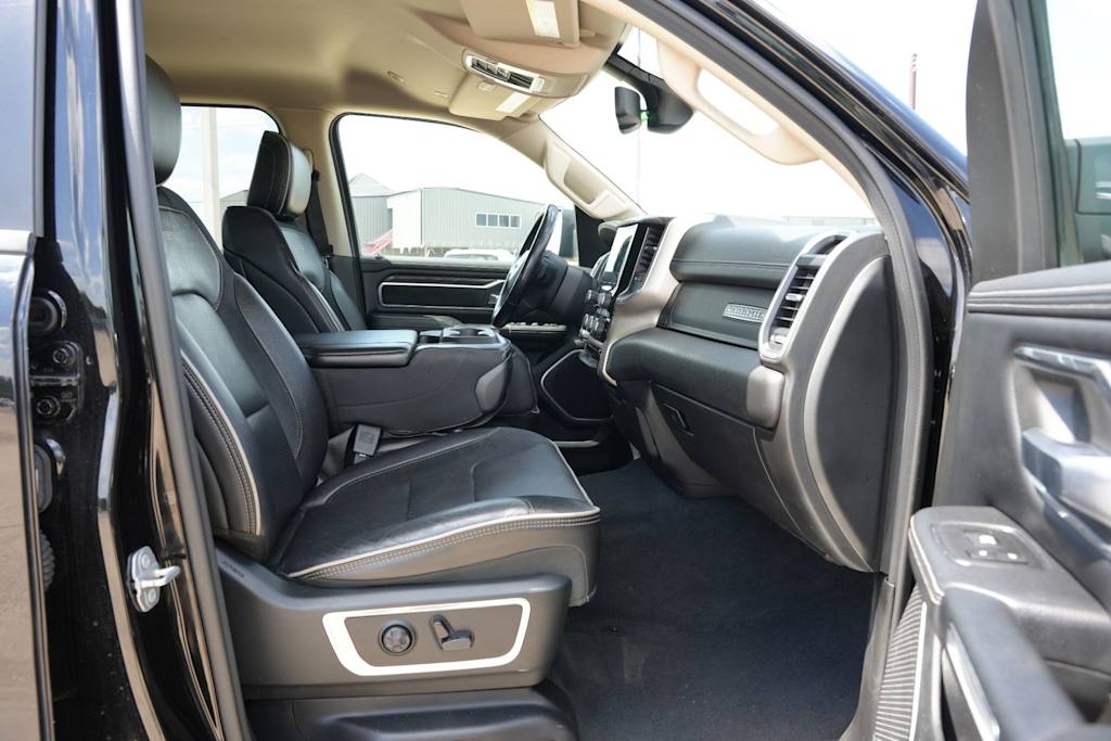 Thumbnail: 2019 RAM 1500 - 25