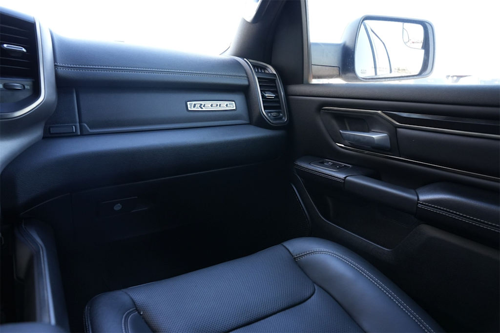 Thumbnail: 2021 RAM 1500 - 21