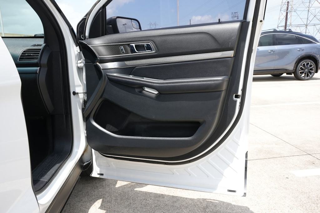 Thumbnail: 2018 Ford Explorer - 26
