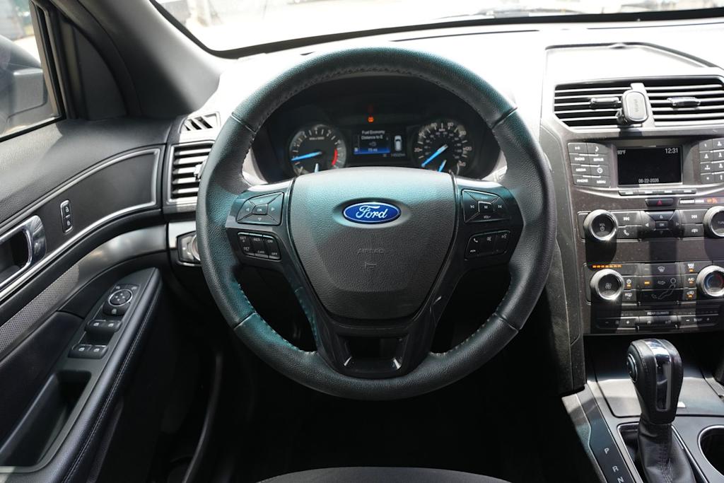 Thumbnail: 2018 Ford Explorer - 9