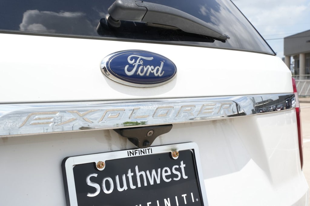 Thumbnail: 2018 Ford Explorer - 7