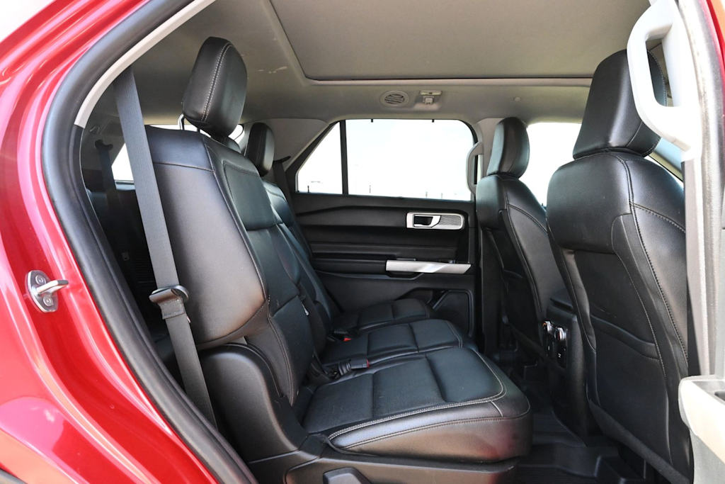 Thumbnail: 2021 Ford Explorer - 25
