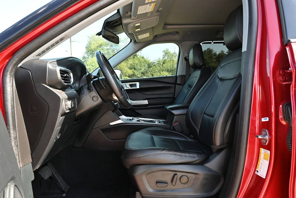 Thumbnail: 2021 Ford Explorer - 7