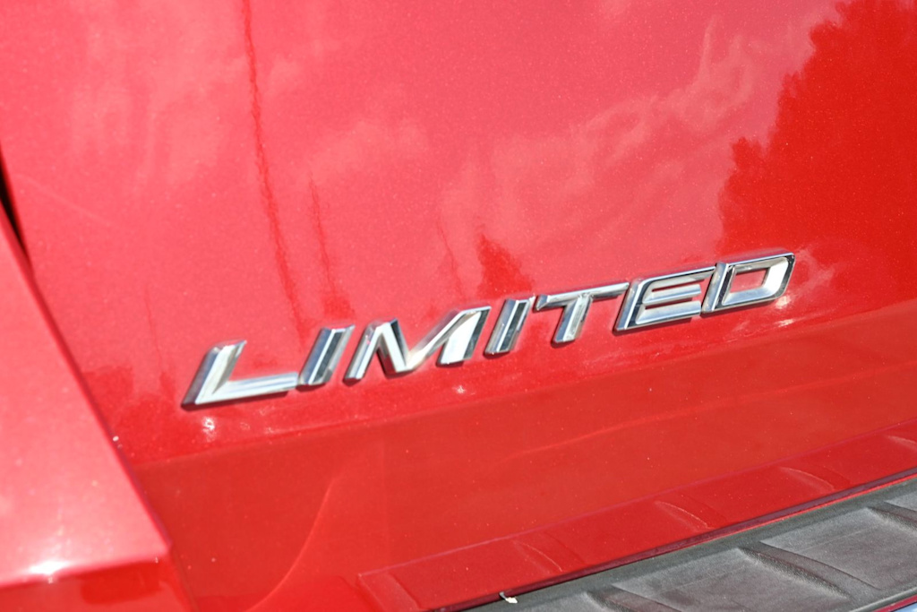 Thumbnail: 2021 Ford Explorer - 4