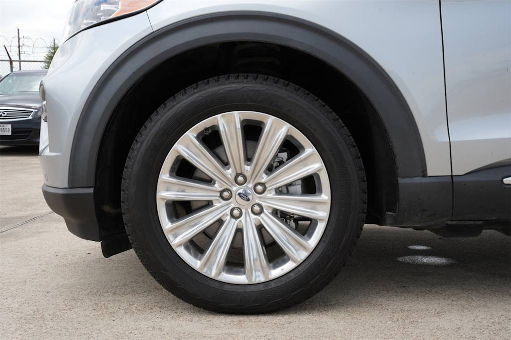 Thumbnail: 2022 Ford Explorer - 9