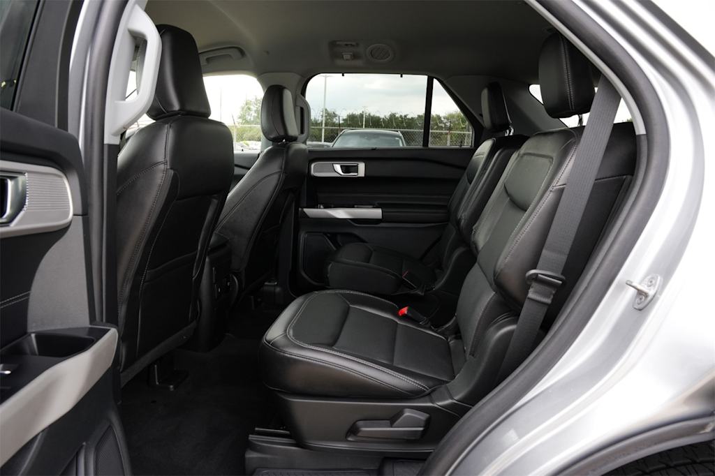 Thumbnail: 2022 Ford Explorer - 13