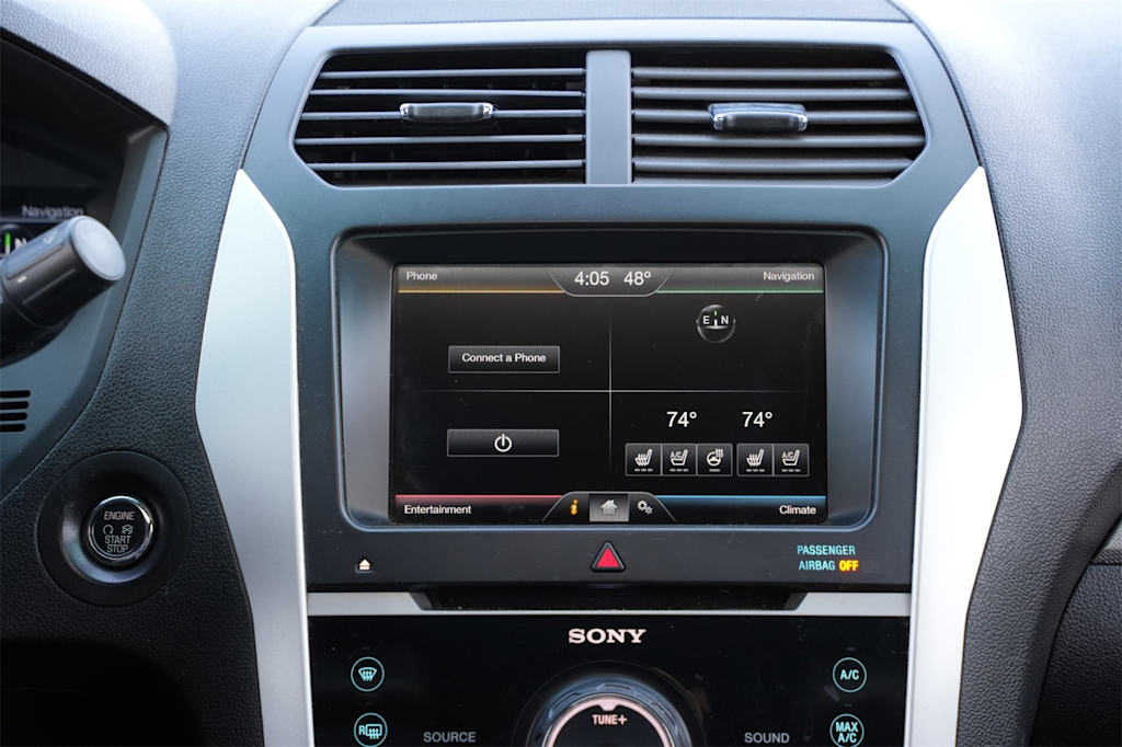 Thumbnail: 2015 Ford Explorer - 13