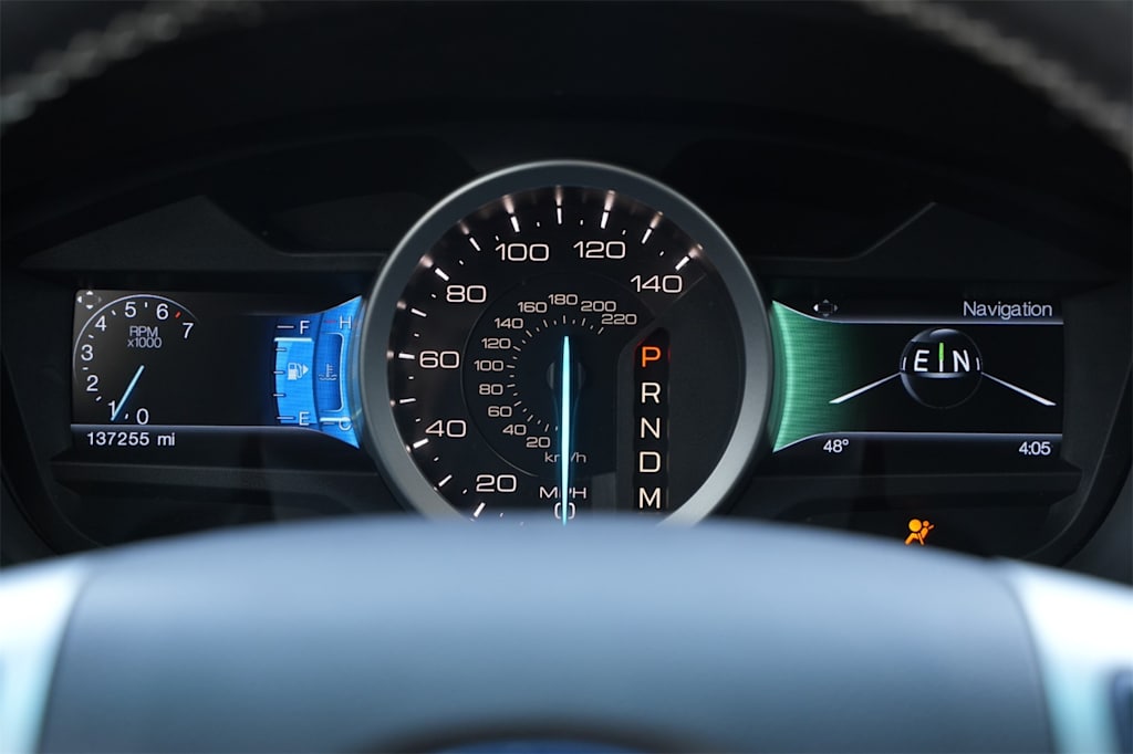 Thumbnail: 2015 Ford Explorer - 15