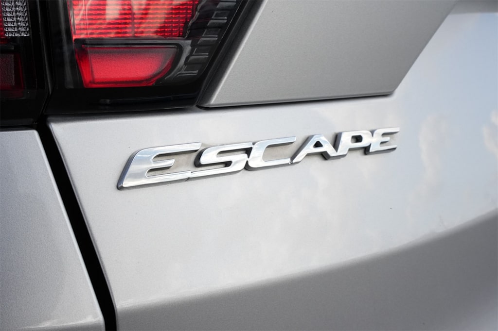 Thumbnail: 2018 Ford Escape - 7