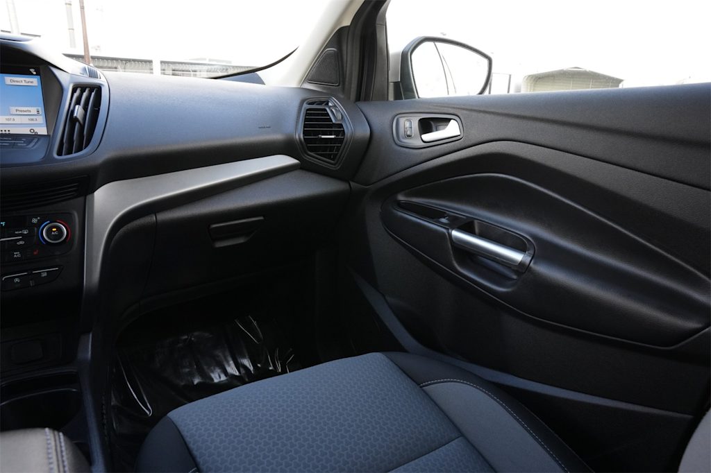 Thumbnail: 2018 Ford Escape - 21