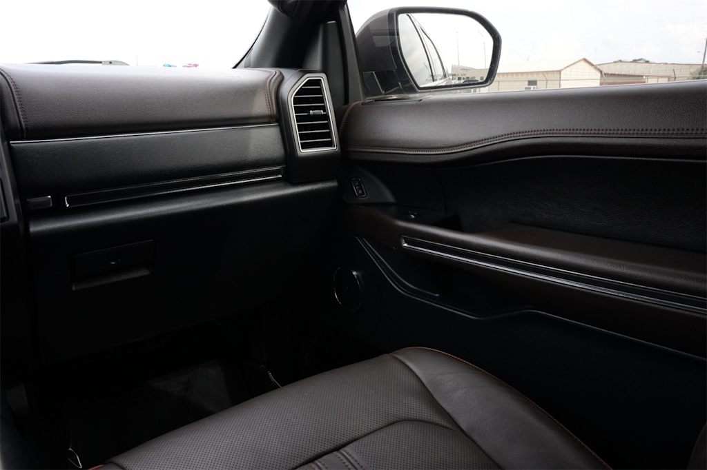 Thumbnail: 2021 Ford Expedition MAX - 21