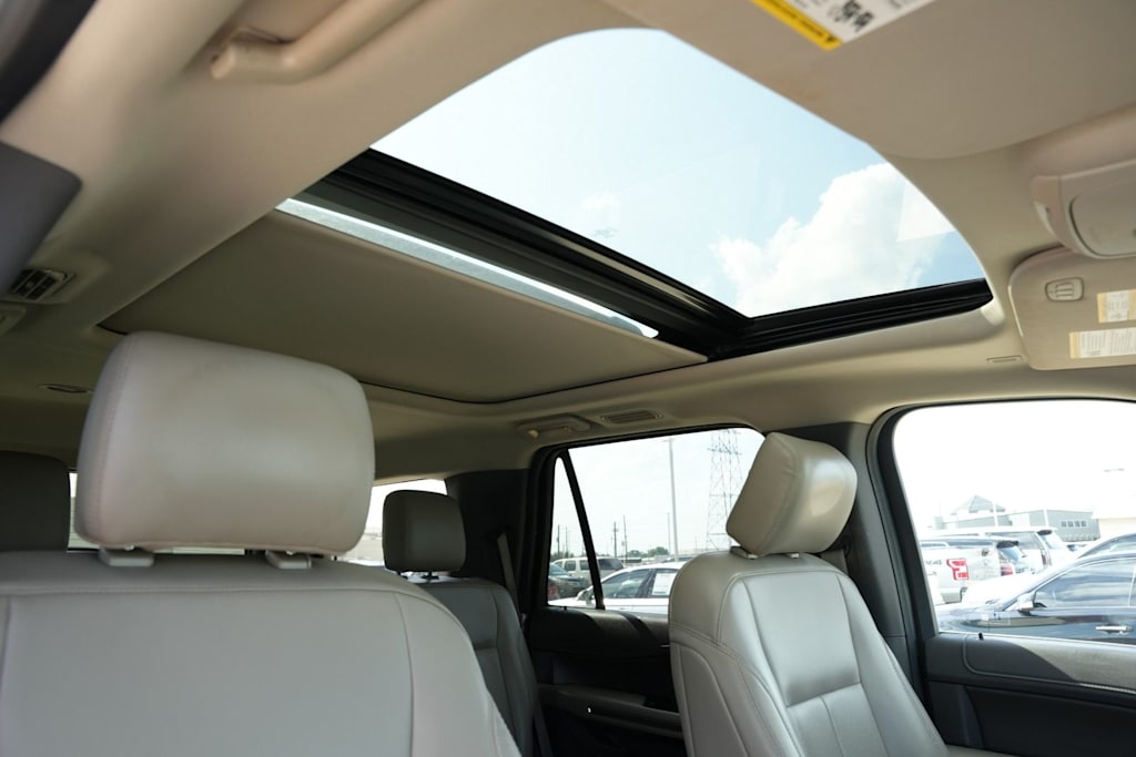 Thumbnail: 2020 Ford Expedition - 22