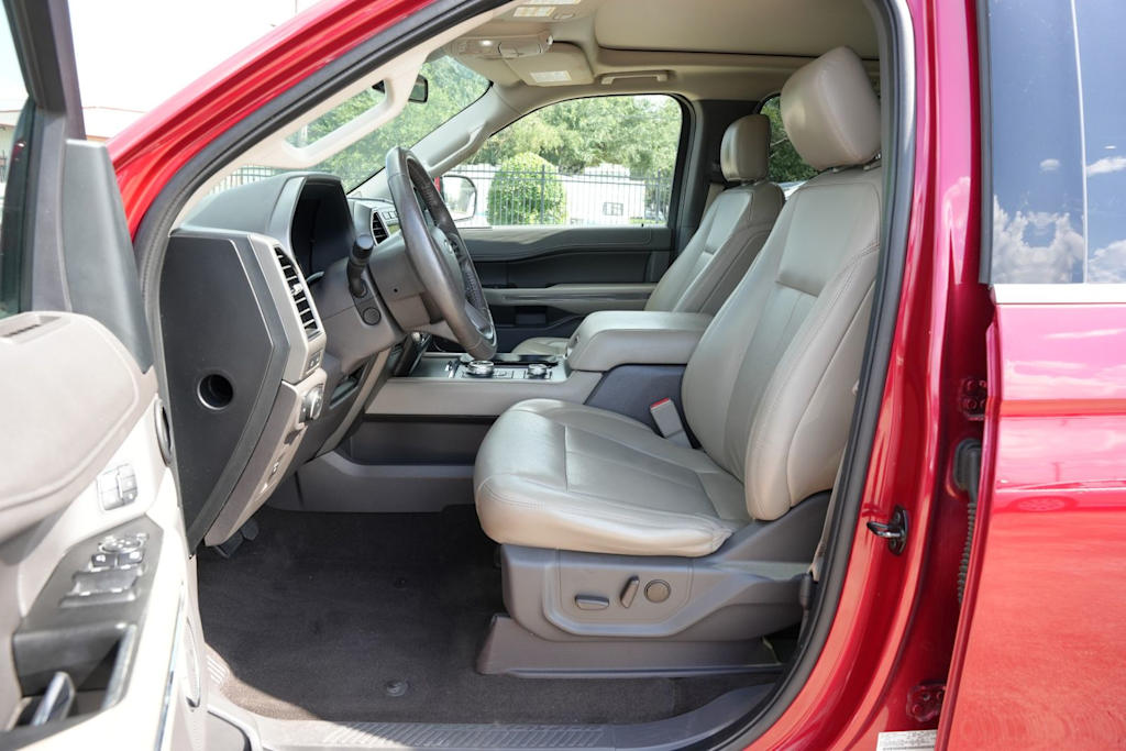 Thumbnail: 2020 Ford Expedition - 8