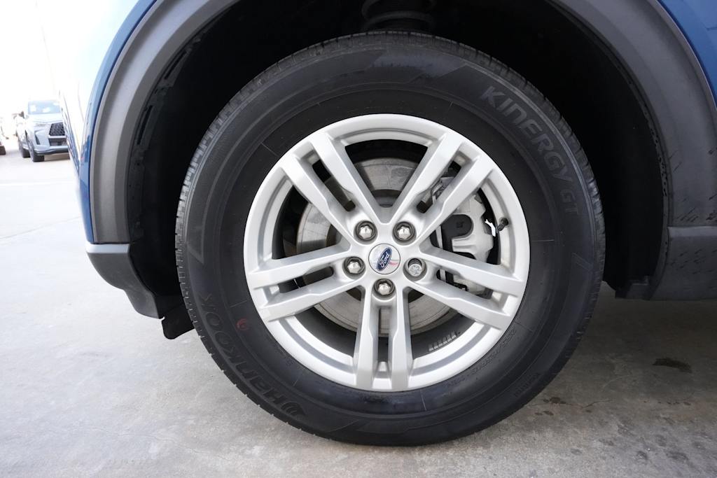 Thumbnail: 2022 Ford Explorer - 8