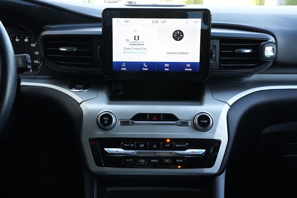 Thumbnail: 2022 Ford Explorer - 15