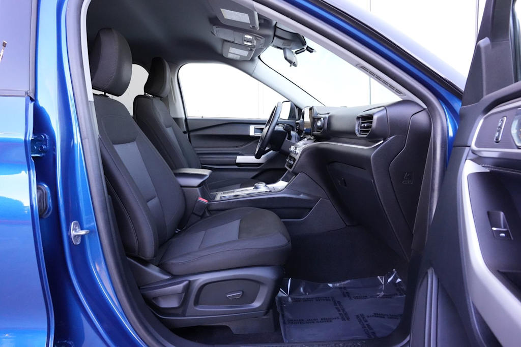 Thumbnail: 2022 Ford Explorer - 26
