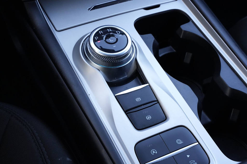 Thumbnail: 2022 Ford Explorer - 16