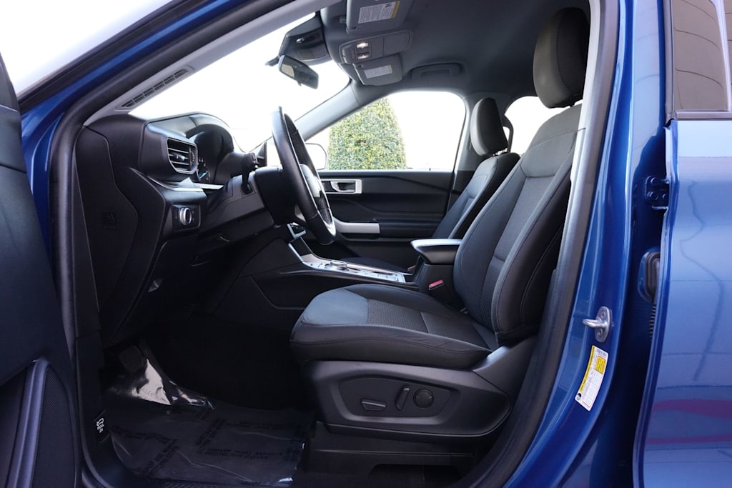 Thumbnail: 2022 Ford Explorer - 11