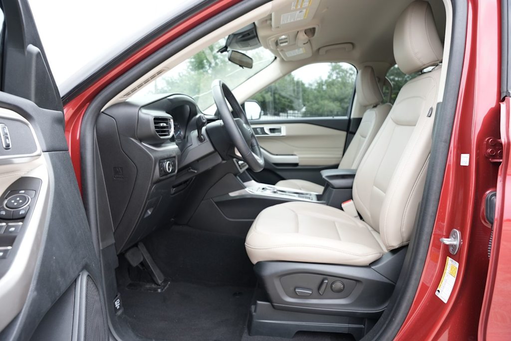 Thumbnail: 2024 Ford Explorer - 8