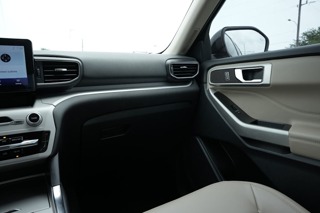 Thumbnail: 2024 Ford Explorer - 19