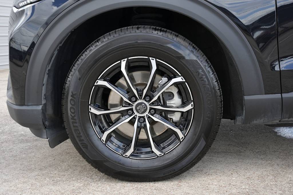 Thumbnail: 2025 Ford Explorer - 8
