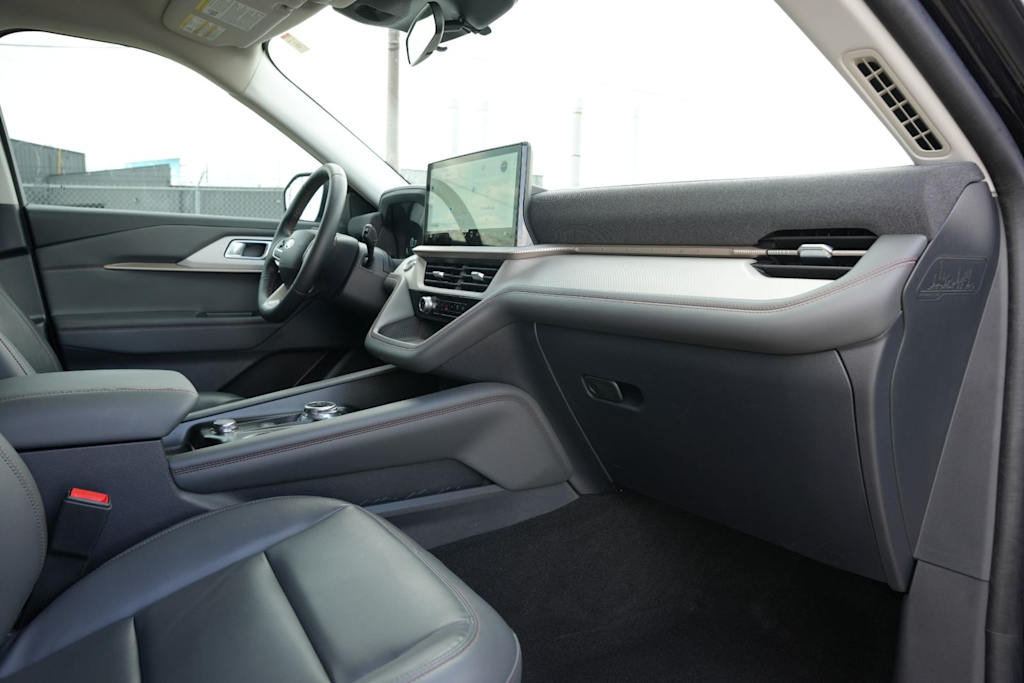 Thumbnail: 2025 Ford Explorer - 14