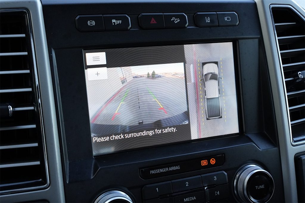 Thumbnail: 2020 Ford F-250 - 22