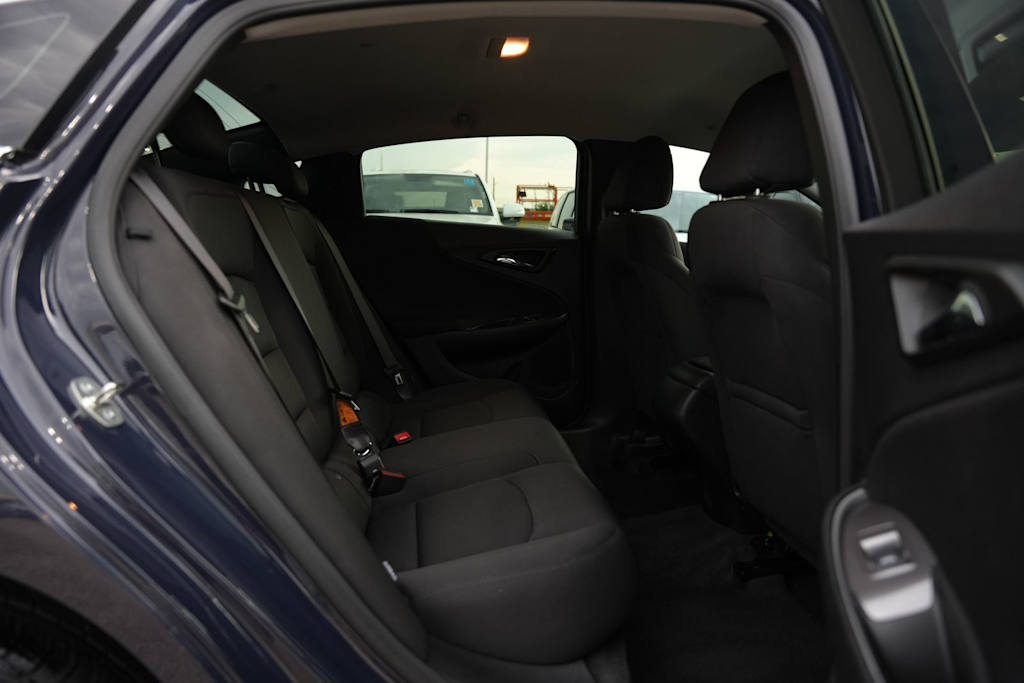 Thumbnail: 2025 Chevrolet Malibu - 24