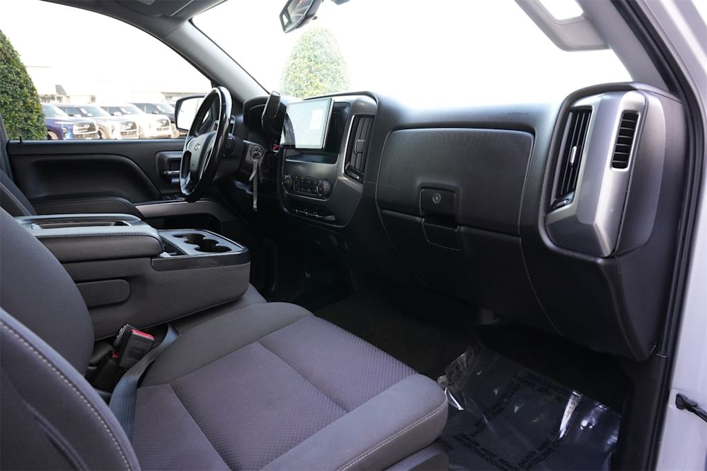 Thumbnail: 2018 Chevrolet Silverado 1500 - 15