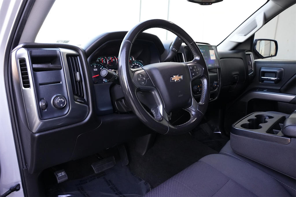 Thumbnail: 2018 Chevrolet Silverado 1500 - 14
