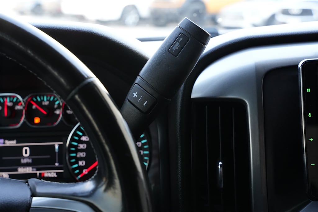 Thumbnail: 2018 Chevrolet Silverado 1500 - 24