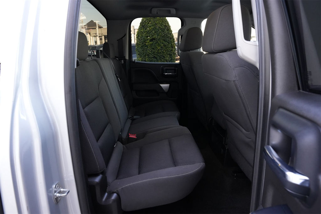 Thumbnail: 2018 Chevrolet Silverado 1500 - 26