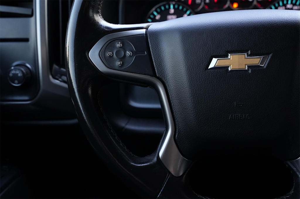 Thumbnail: 2018 Chevrolet Silverado 1500 - 22