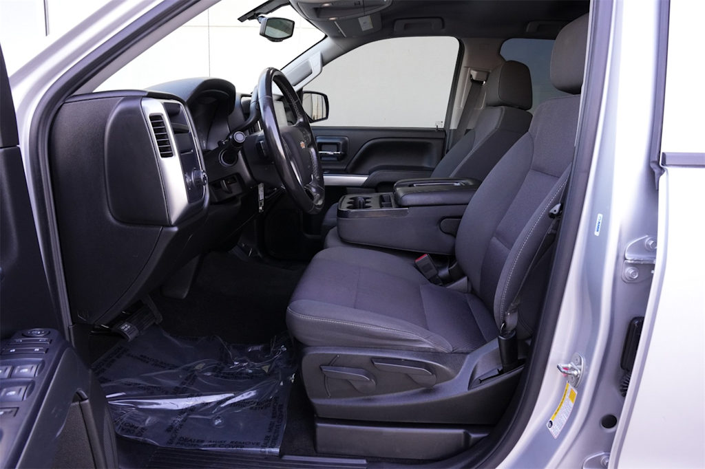 Thumbnail: 2018 Chevrolet Silverado 1500 - 11