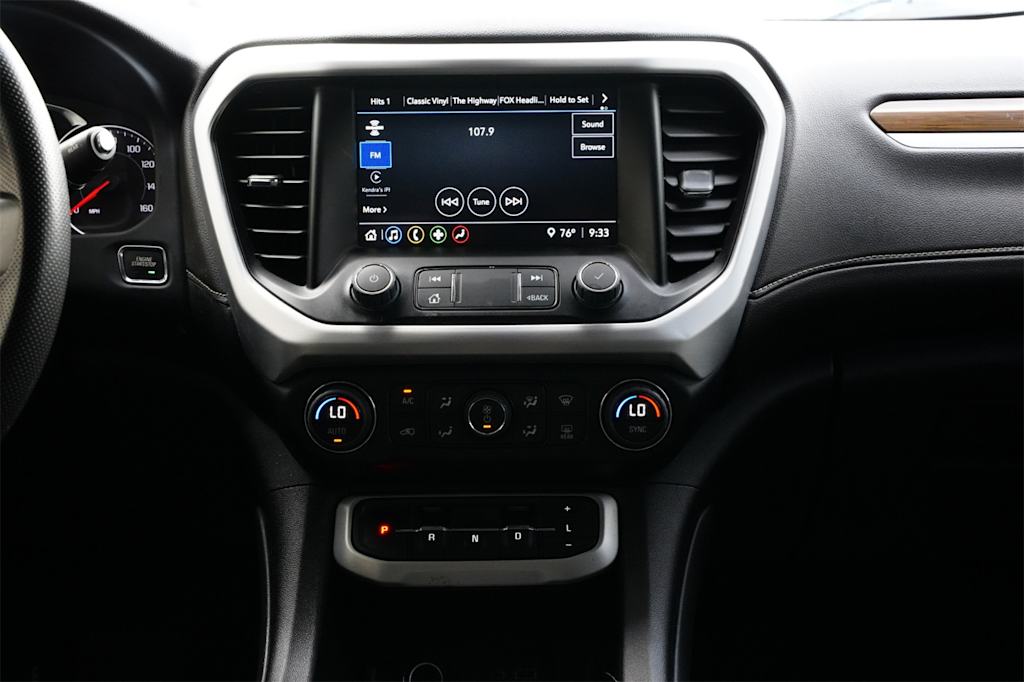 Thumbnail: 2023 GMC Acadia - 15