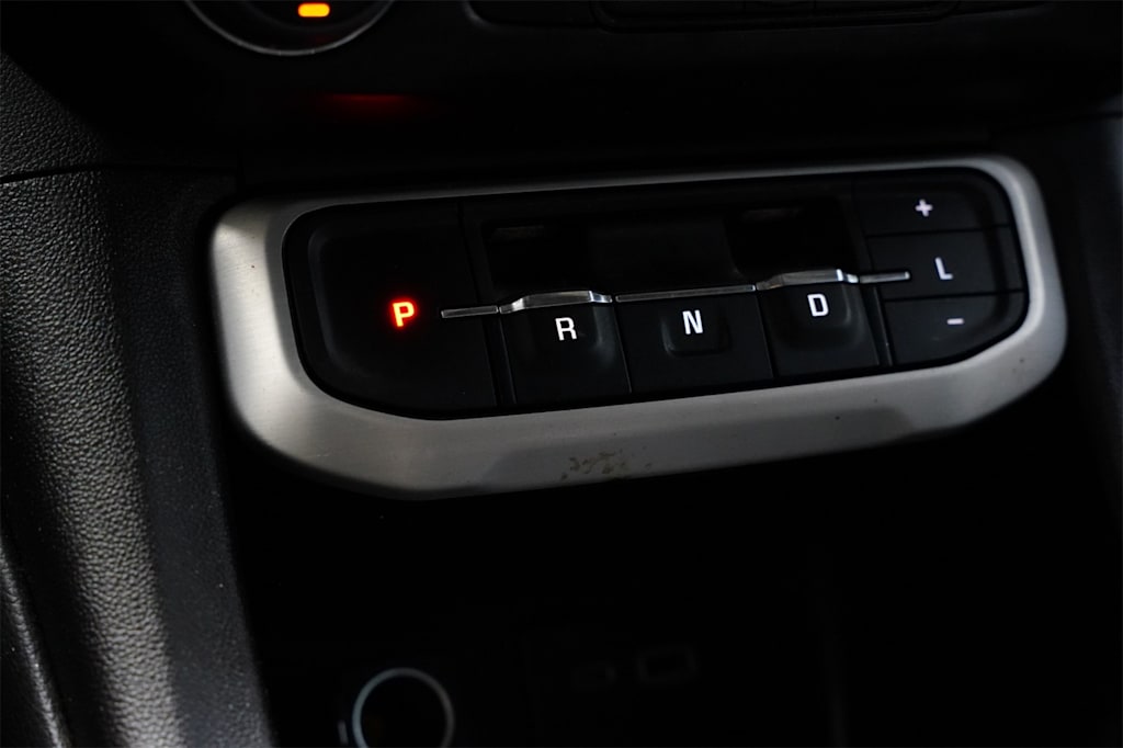 Thumbnail: 2023 GMC Acadia - 26