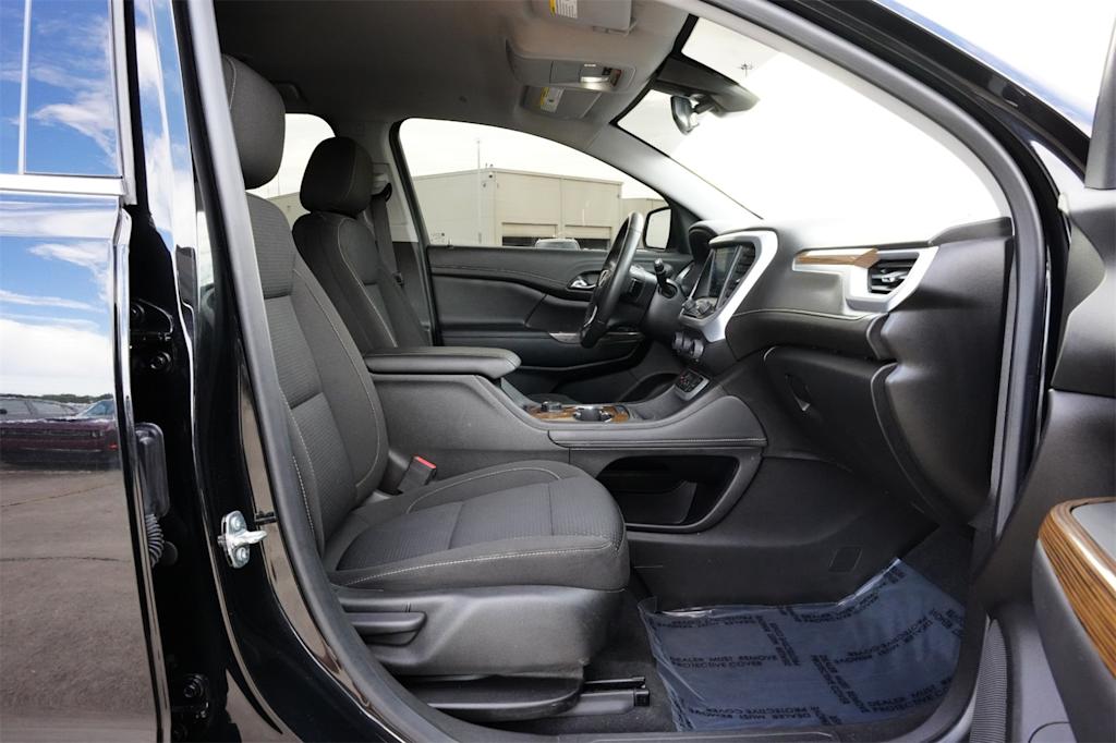 Thumbnail: 2023 GMC Acadia - 11