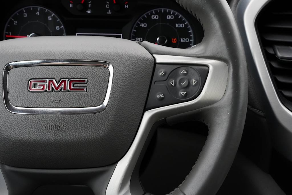 2017 GMC Acadia SLE 23