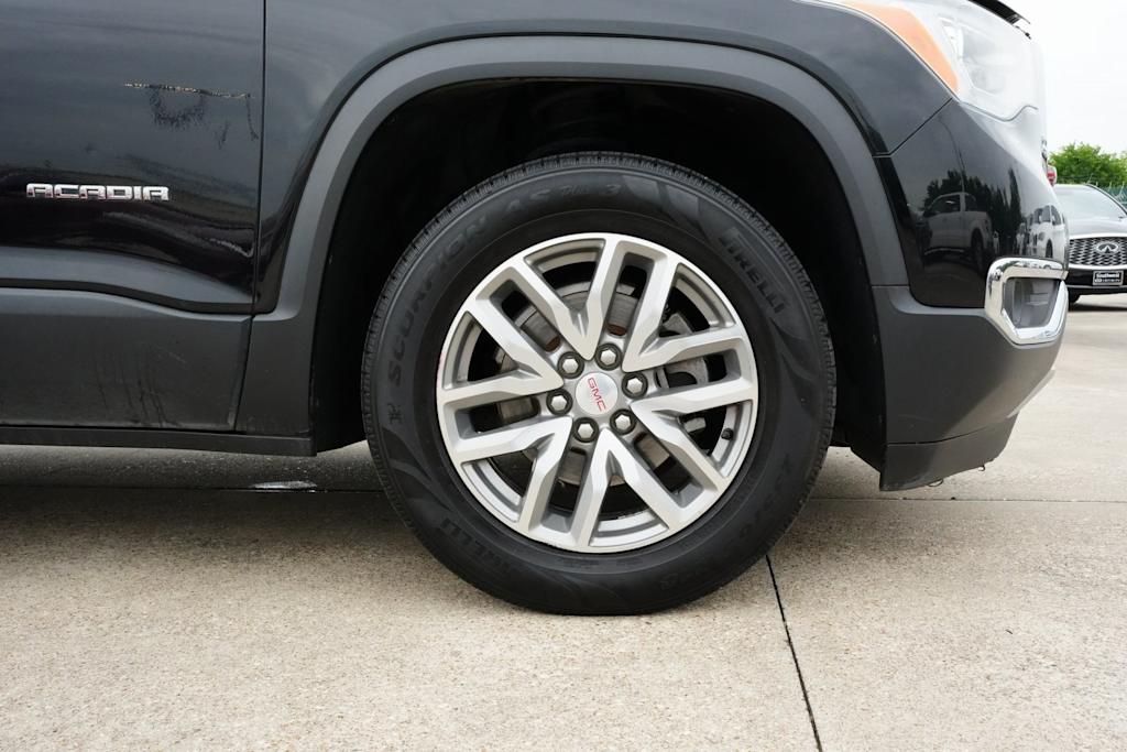2017 GMC Acadia SLE 8