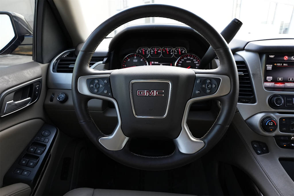 Thumbnail: 2015 GMC Yukon - 10