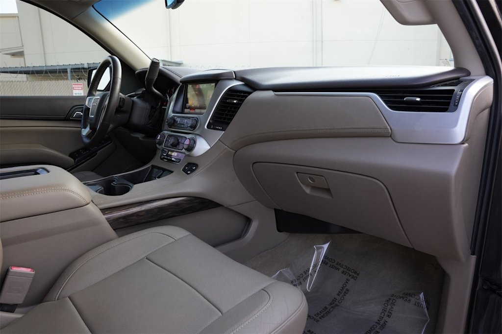 Thumbnail: 2015 GMC Yukon - 28