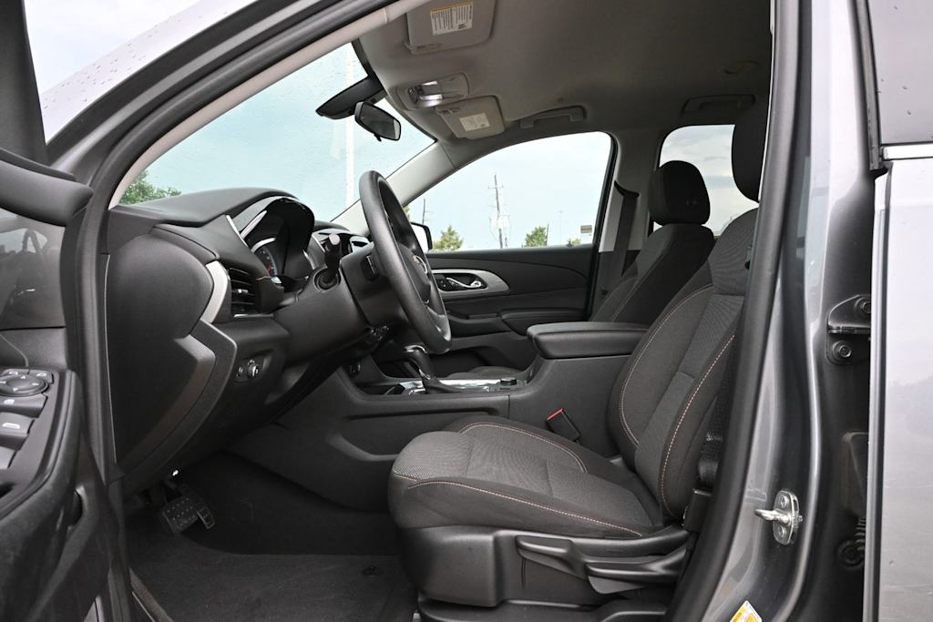 Thumbnail: 2020 Chevrolet Traverse - 10