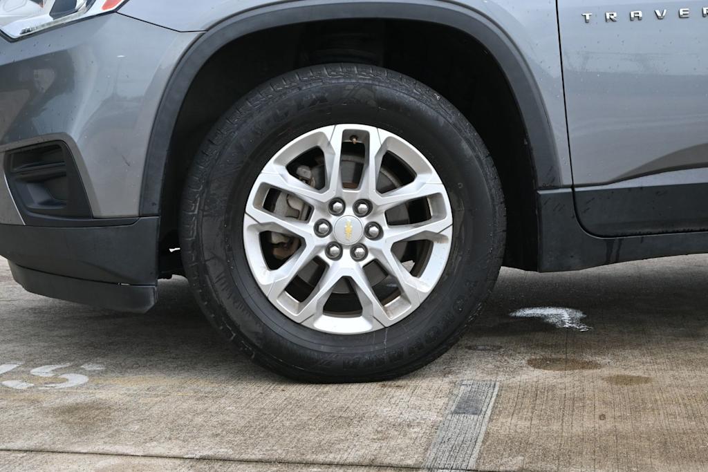 Thumbnail: 2020 Chevrolet Traverse - 8