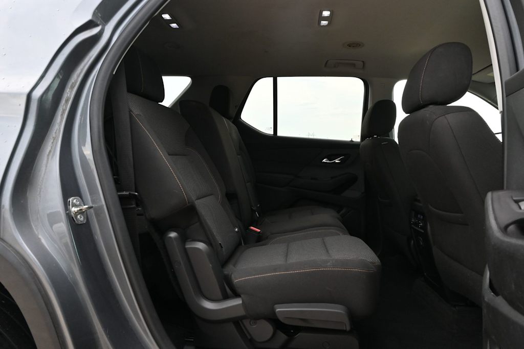 Thumbnail: 2020 Chevrolet Traverse - 26