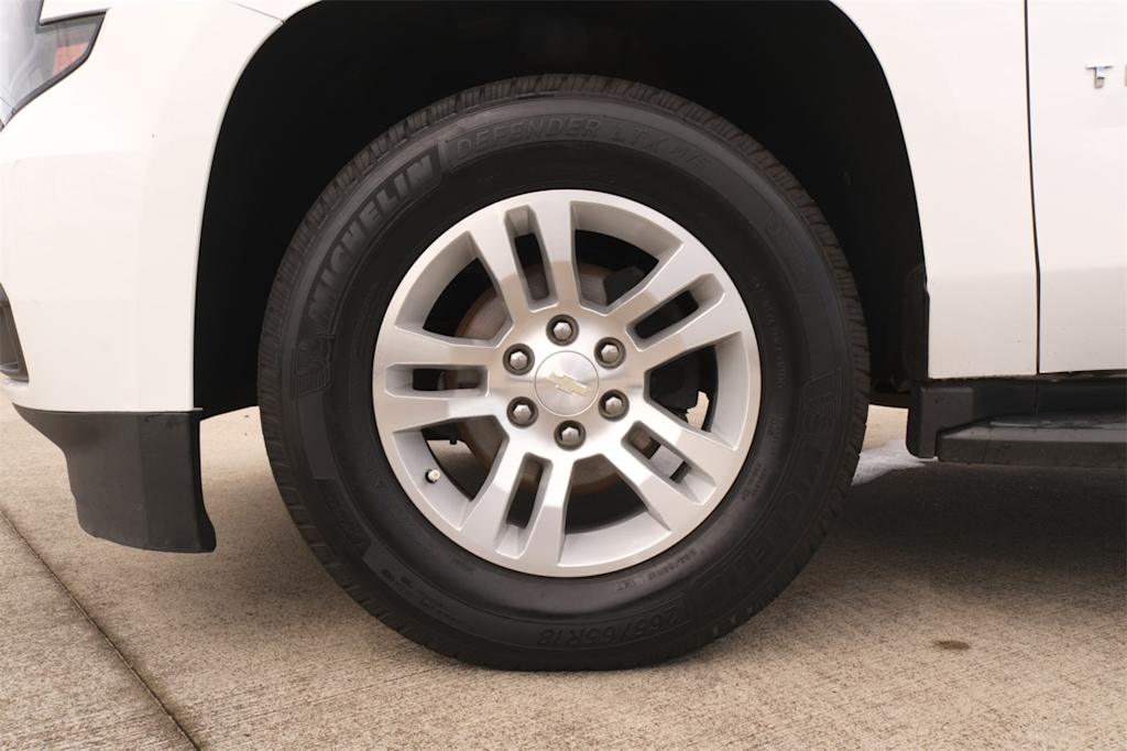 Thumbnail: 2019 Chevrolet Tahoe - 8