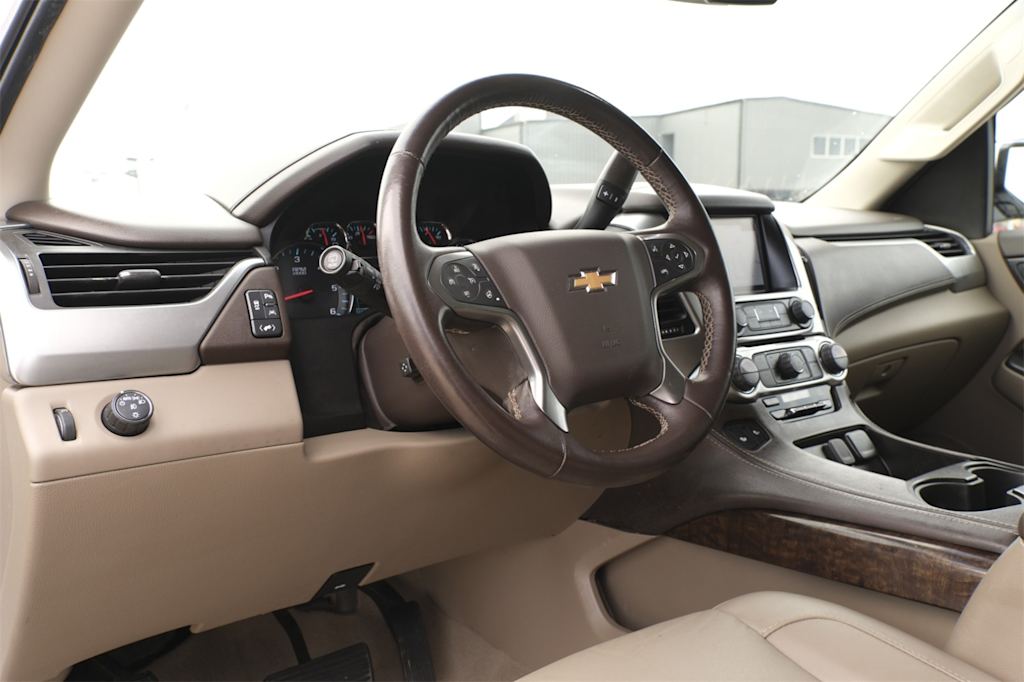 Thumbnail: 2019 Chevrolet Tahoe - 15