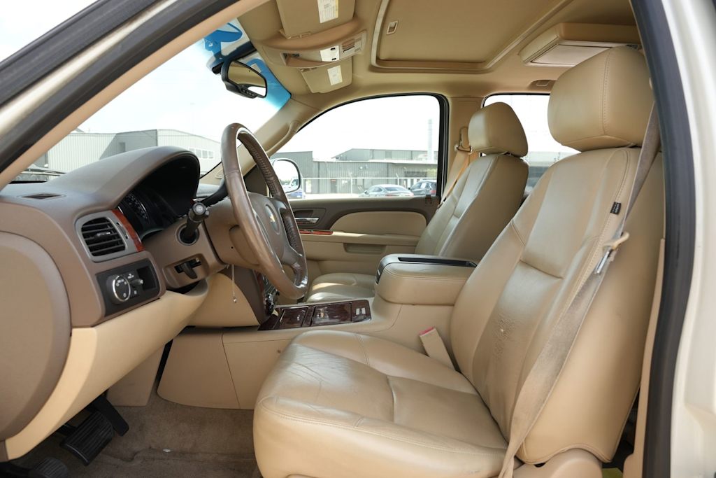 Thumbnail: 2014 Chevrolet Tahoe - 10