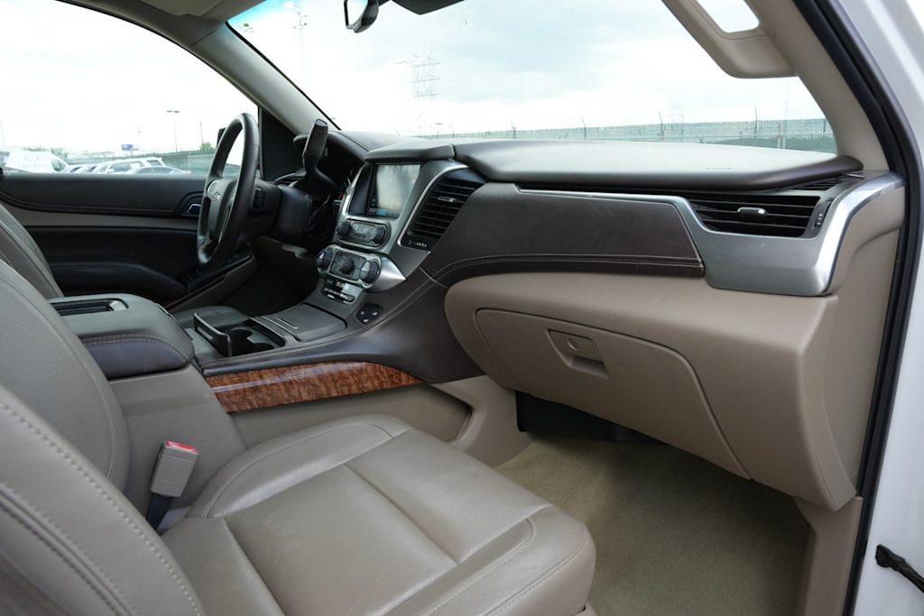 Thumbnail: 2016 Chevrolet Tahoe - 23